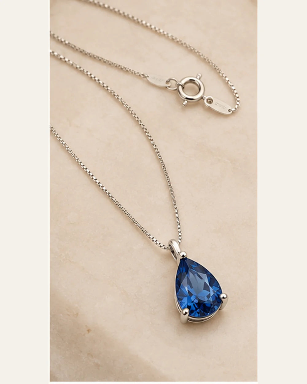 Colar Gota Cravejada com Zircônia Azul em Prata 925 – 45cm - segundo ângulo