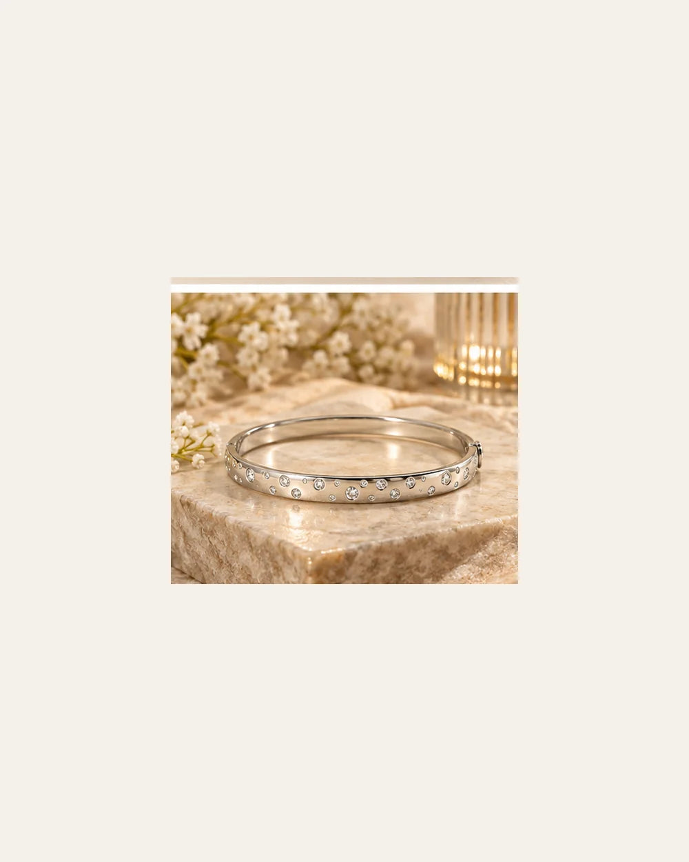 Bracelete Cravejado com Pontos de Luz em Prata 925 - lifestyle