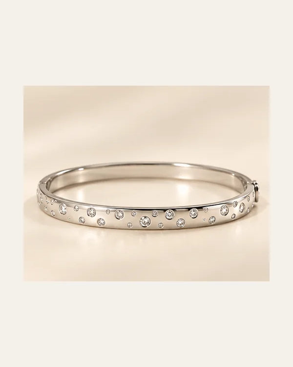 Bracelete Cravejado com Pontos de Luz em Prata 925 — foto principal recortada