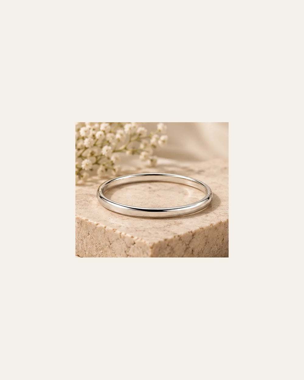 Bracelete Rígido Liso em Prata 925 - lifestyle