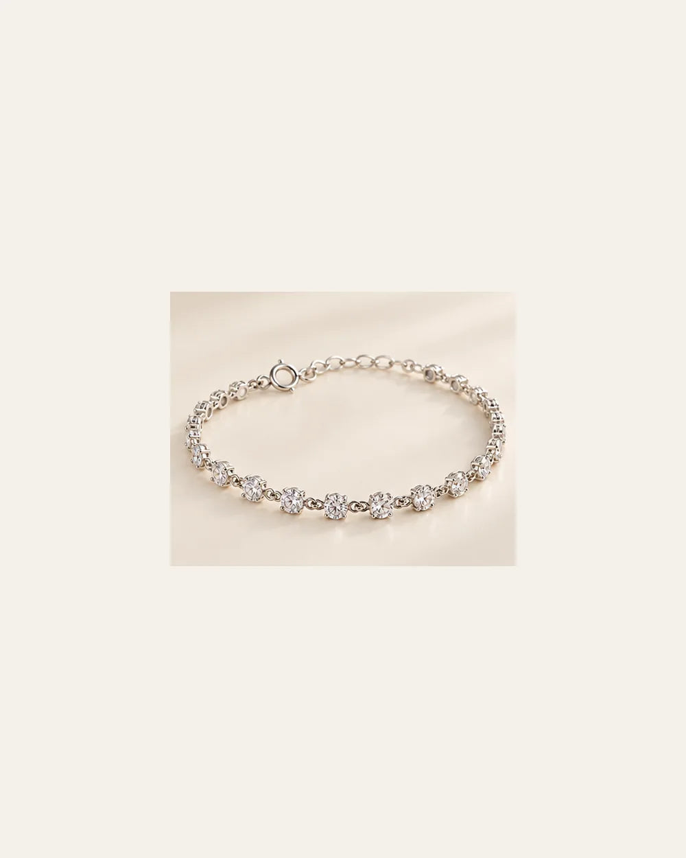 Pulseira com Zircônias em Prata 925 - segundo ângulo